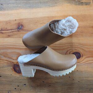 Butterscotch No 6 Leather Wood Block Mid Heel Shearling Lined Slip On Liza Clogs